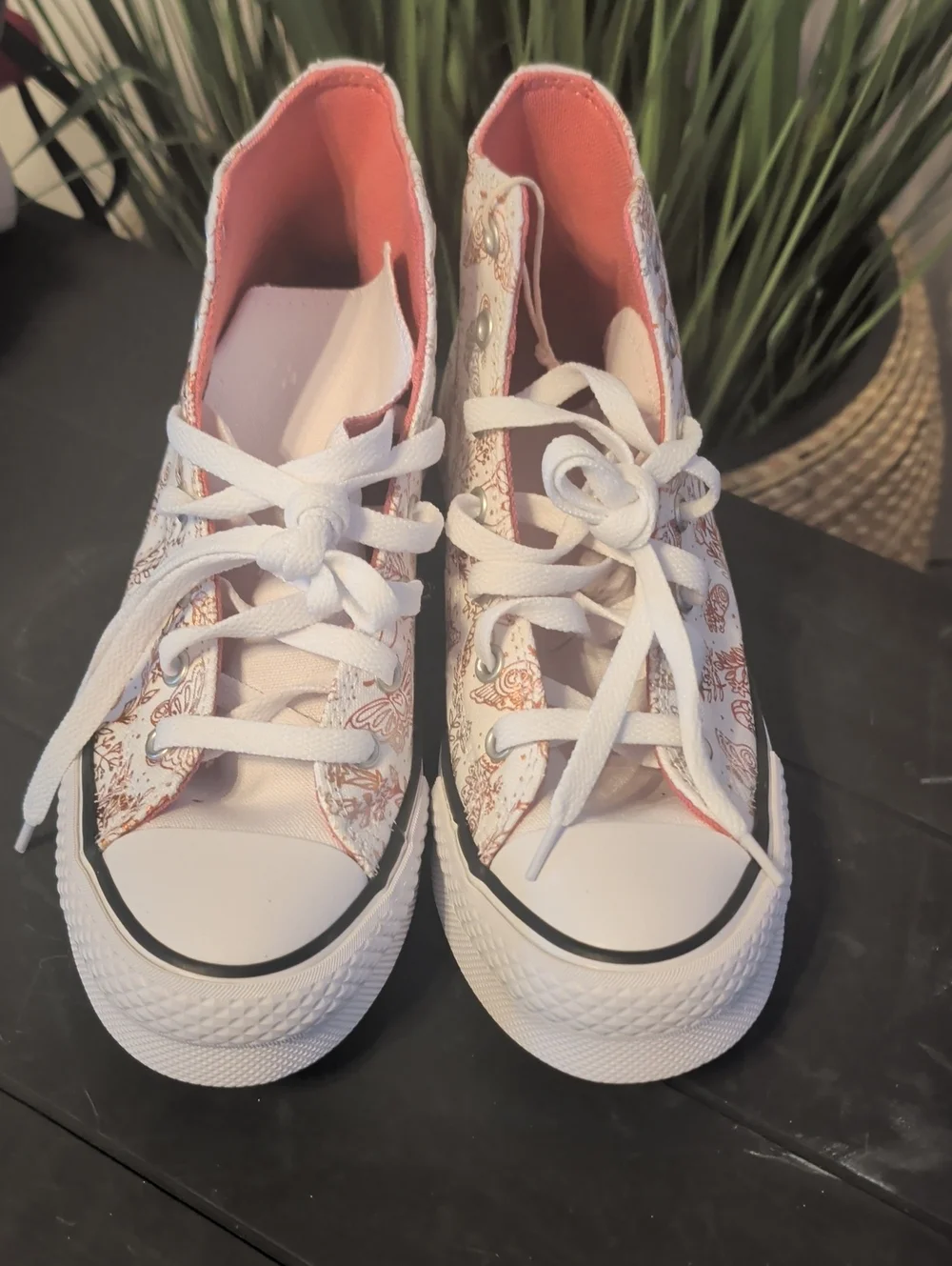Converse so cute